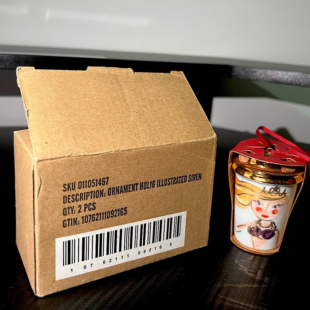 Starbucks ORNAMENT 2pcs